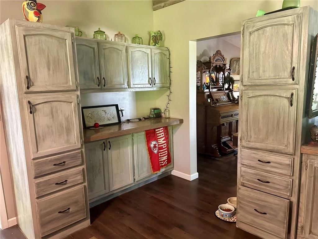 19053 Chase Road — photo 14