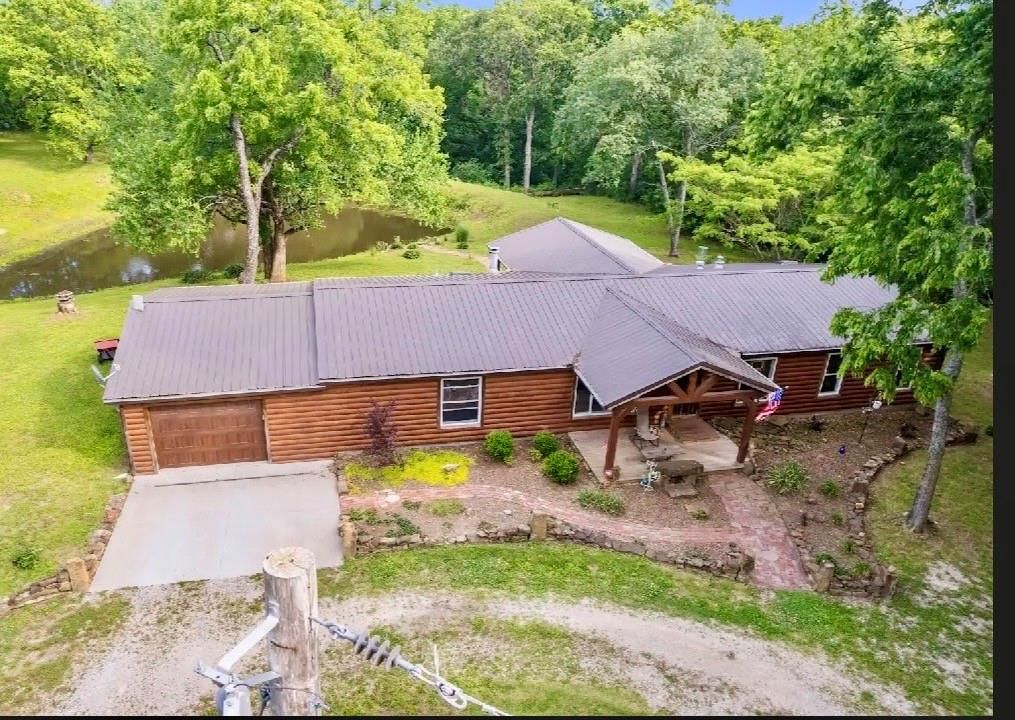 19053 Chase Road — photo 32