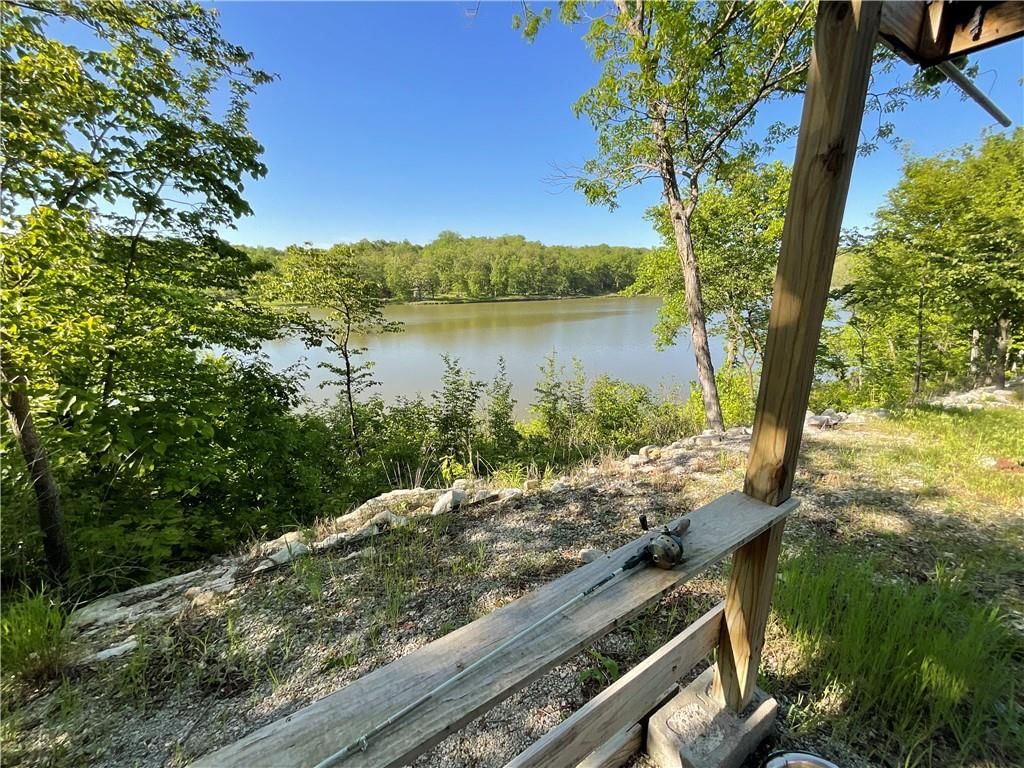 LAKECREST Drive — photo 5