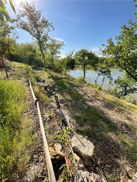 LAKECREST Drive — photo 23
