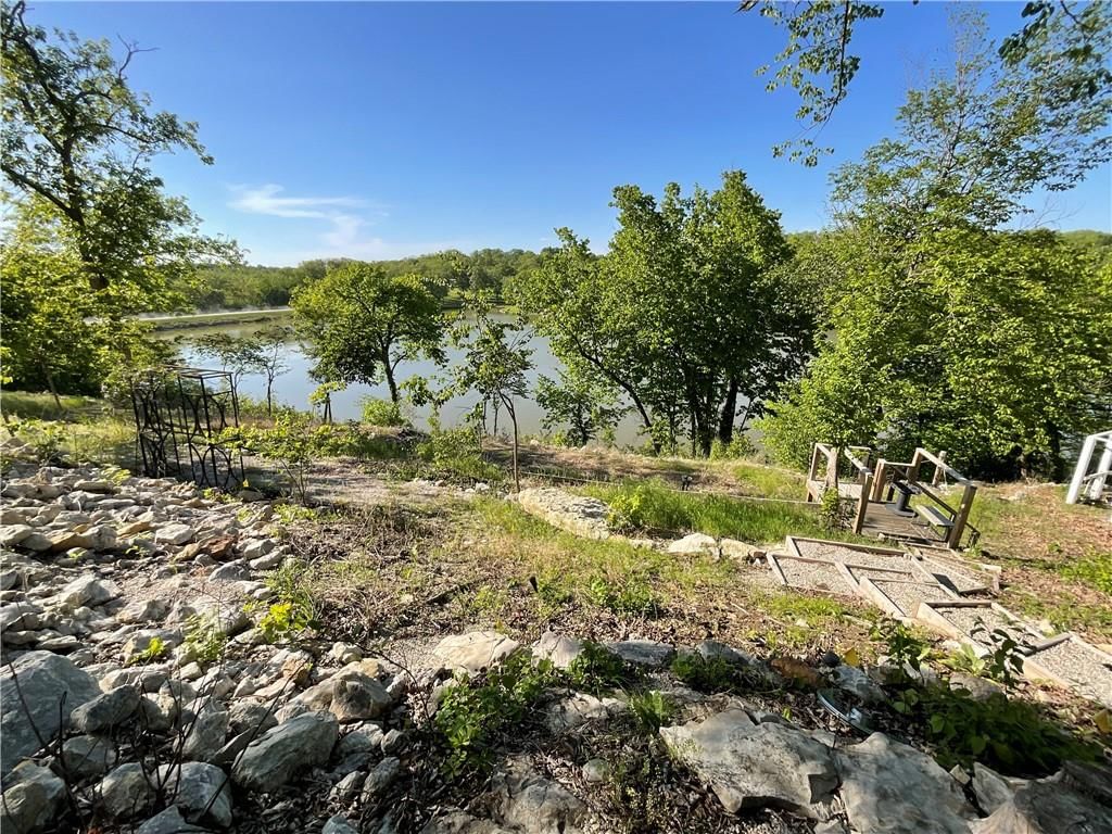 LAKECREST Drive — photo 24