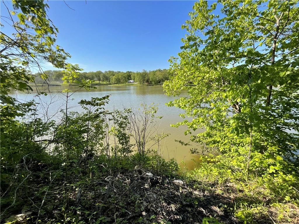 LAKECREST Drive — photo 30