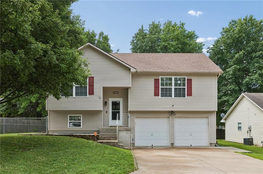 18317 E 24 Hwy Circle — photo 2