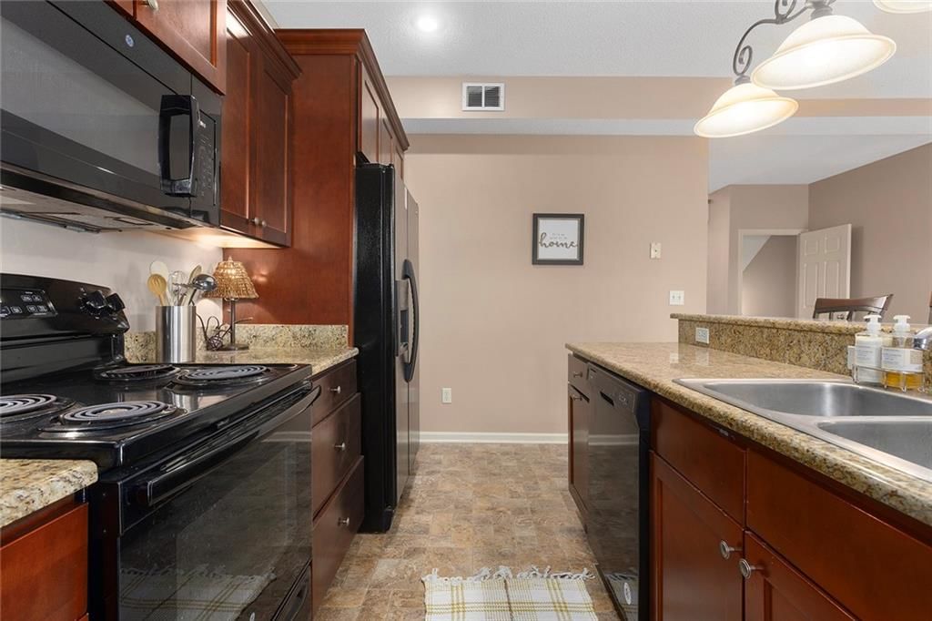 7835 W 158 Court — photo 10
