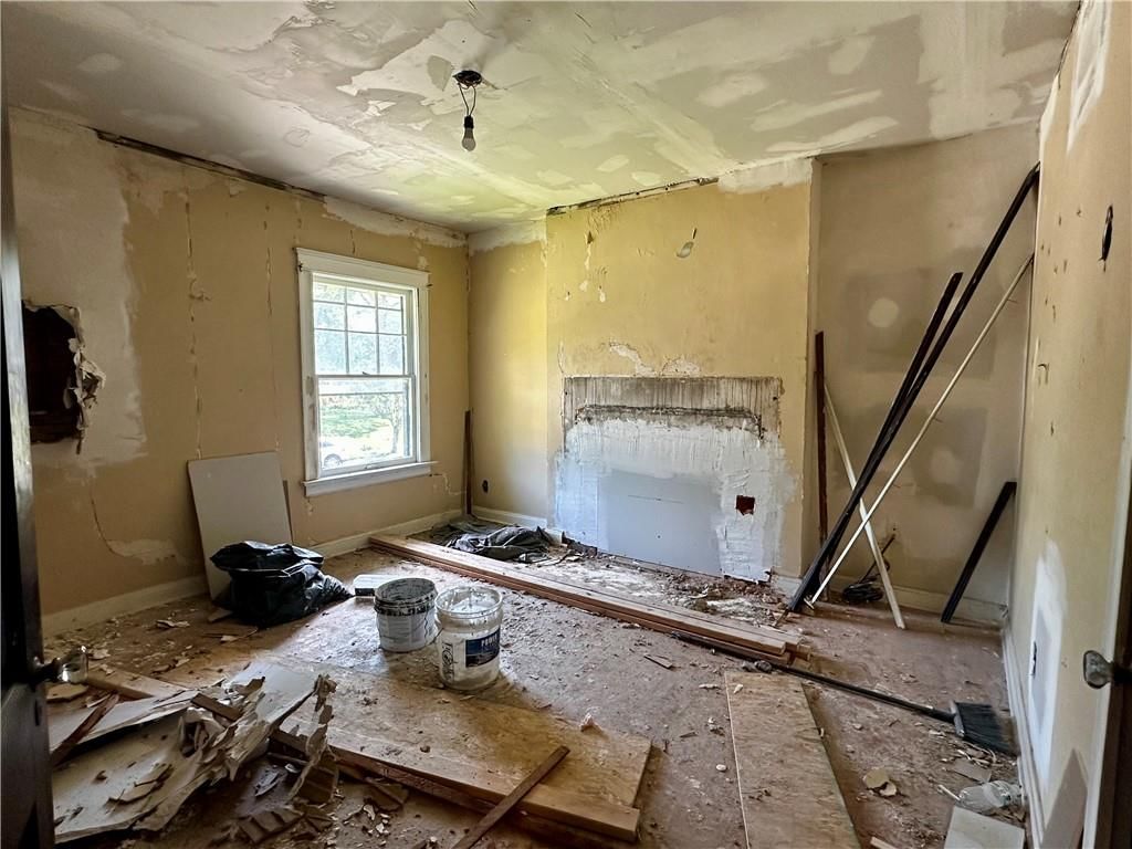1031 Laurel Avenue — photo 8