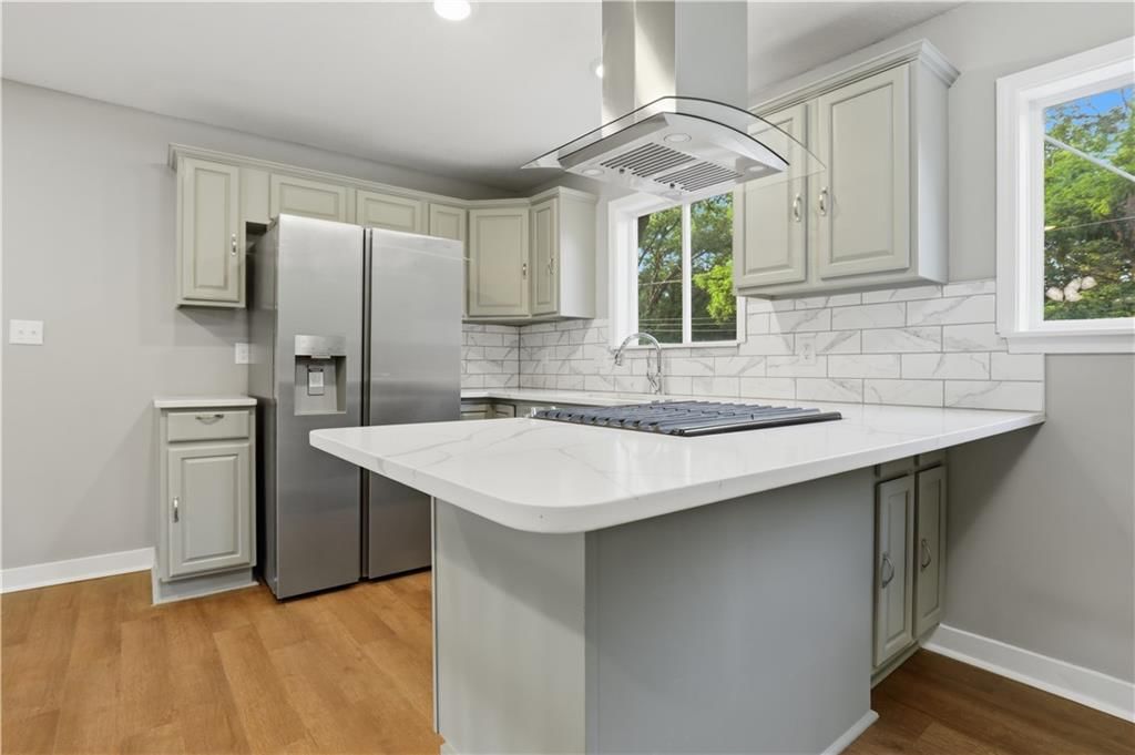 1411 N 75th Drive — photo 10