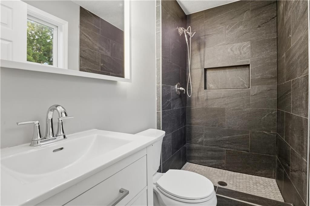 1411 N 75th Drive — photo 17