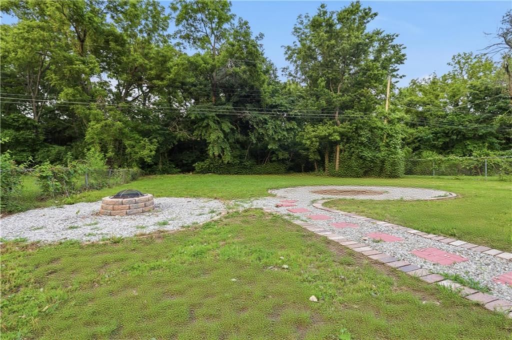 1411 N 75th Drive — photo 27