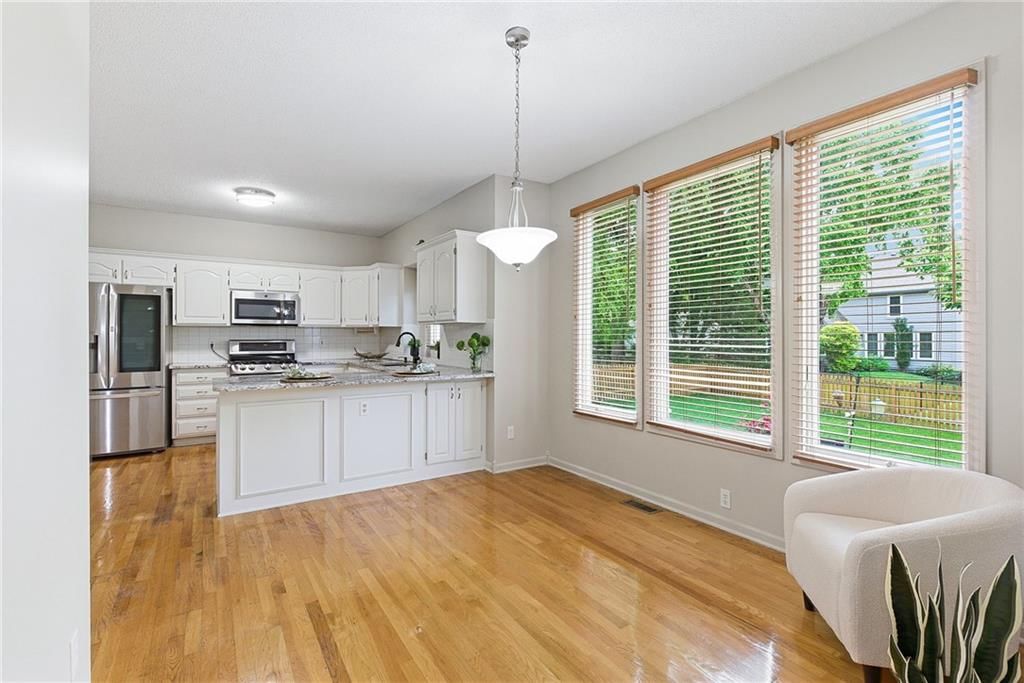 15009 Horton Street — photo 11