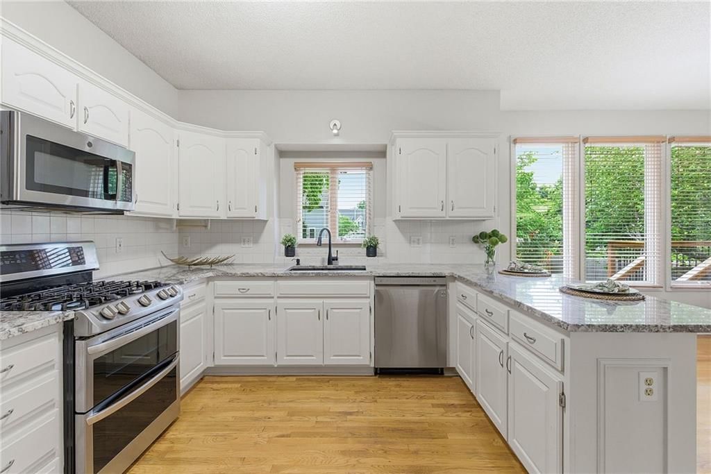 15009 Horton Street — photo 18