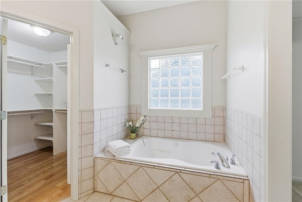 15009 Horton Street — photo 32