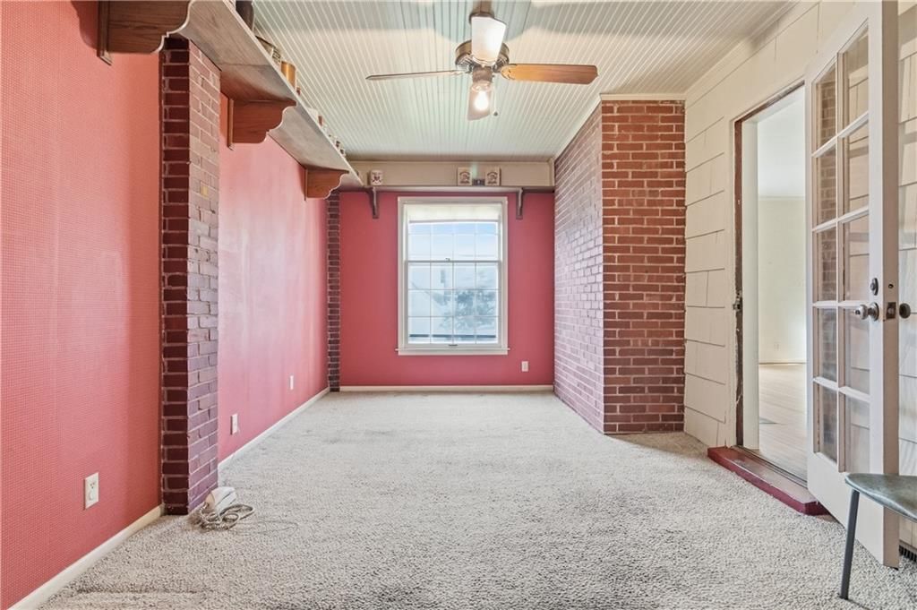 500 E 66th Terrace — photo 9