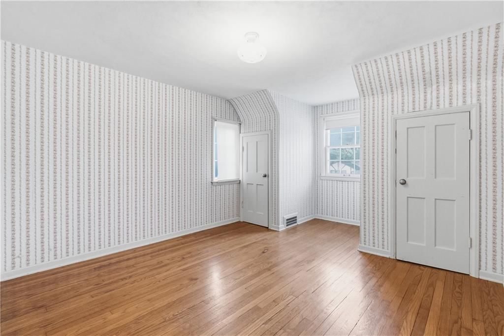 500 E 66th Terrace — photo 19