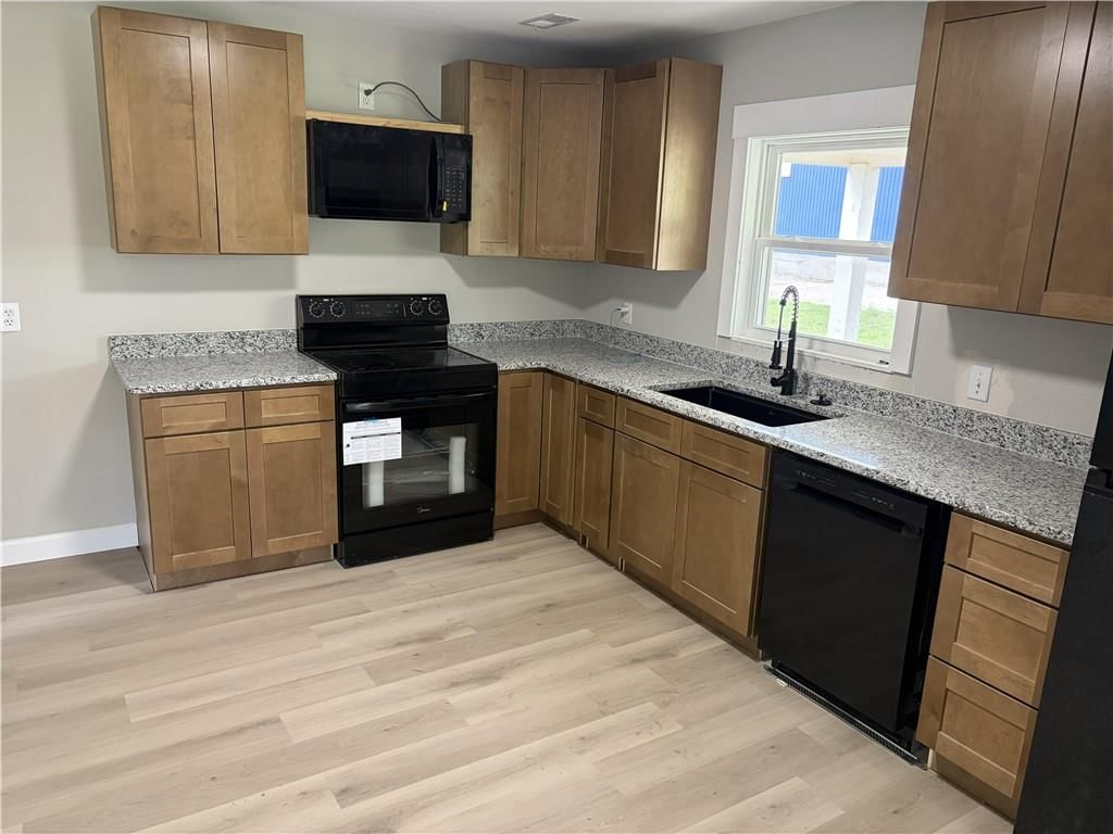 103 E Street — photo 9