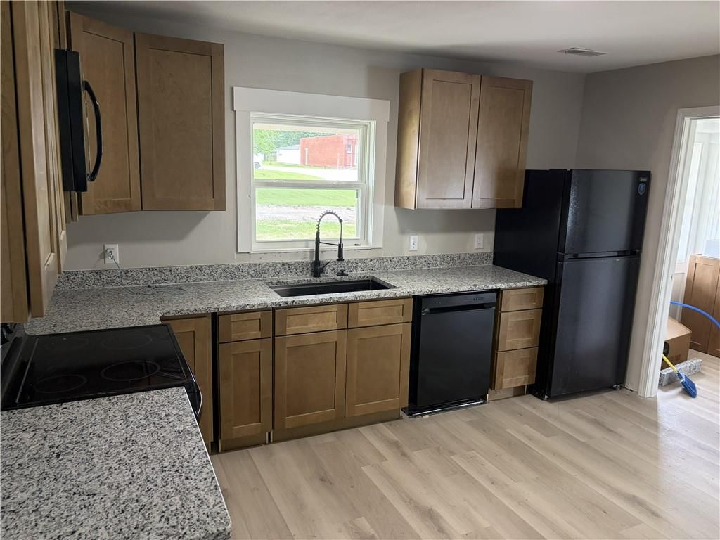 103 E Street — photo 10