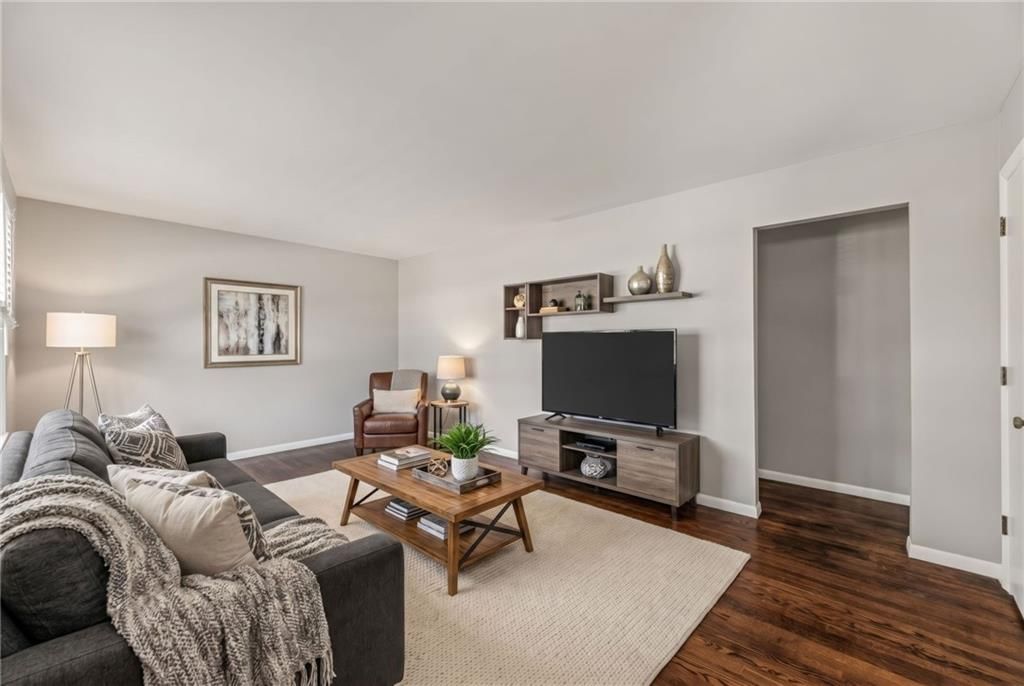 810 N 82nd Terrace — photo 8