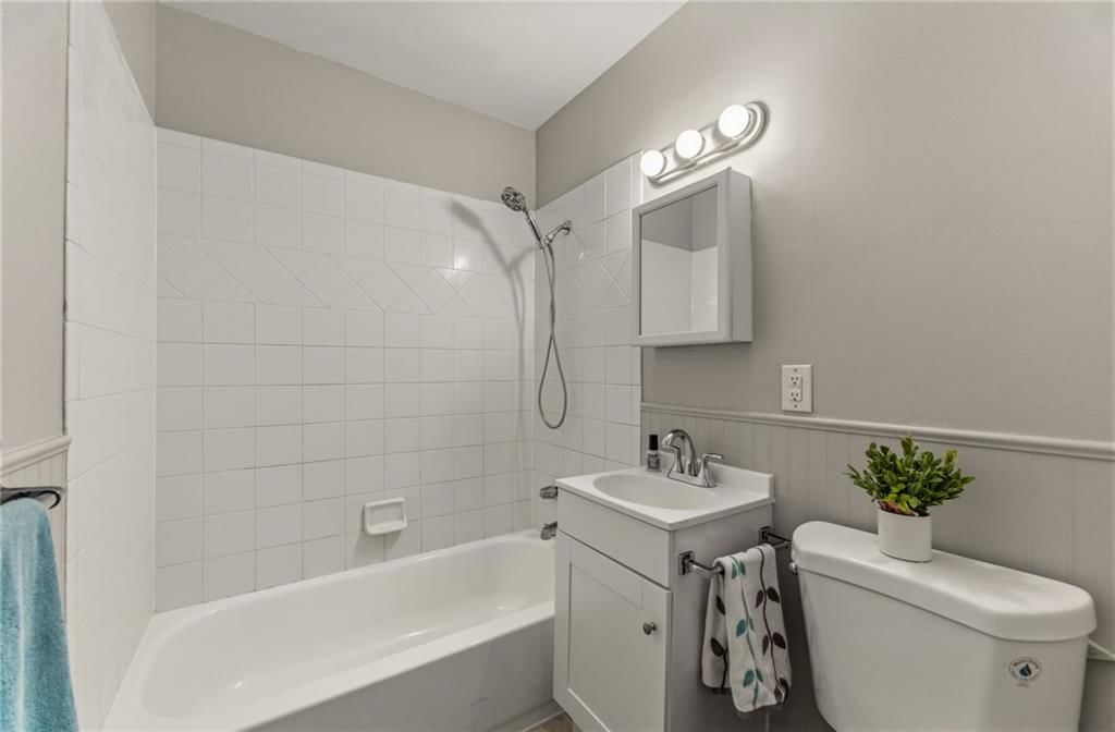 810 N 82nd Terrace — photo 18