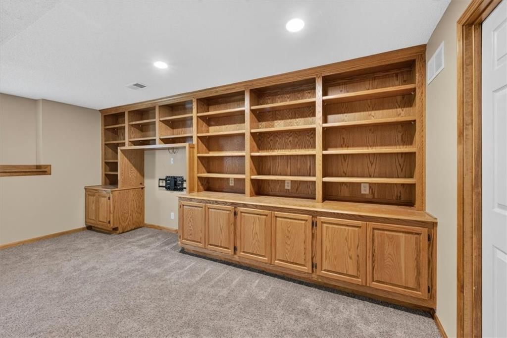623 NE 94th Terrace — photo 32