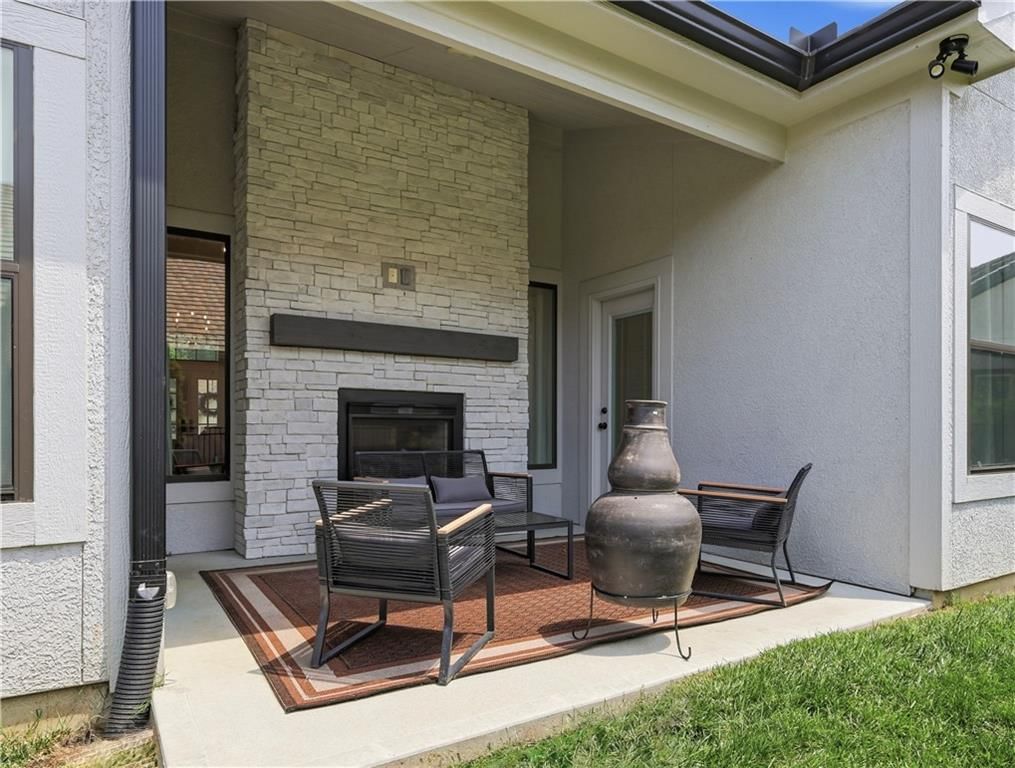 3908 NW Redspire Street — photo 38