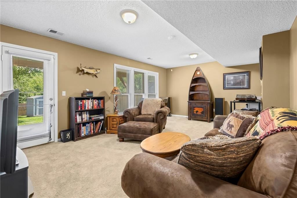 1202 Aspen Drive — photo 8