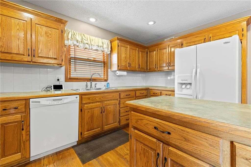 1202 Aspen Drive — photo 15