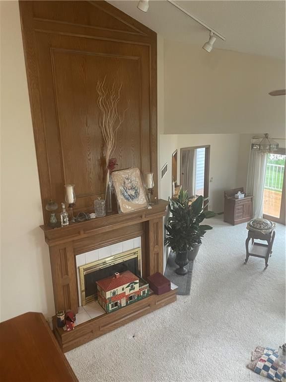 1129 NE Waterfield Village Drive — photo 5