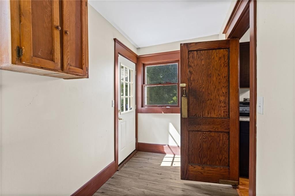 3552 Genessee Street — photo 15
