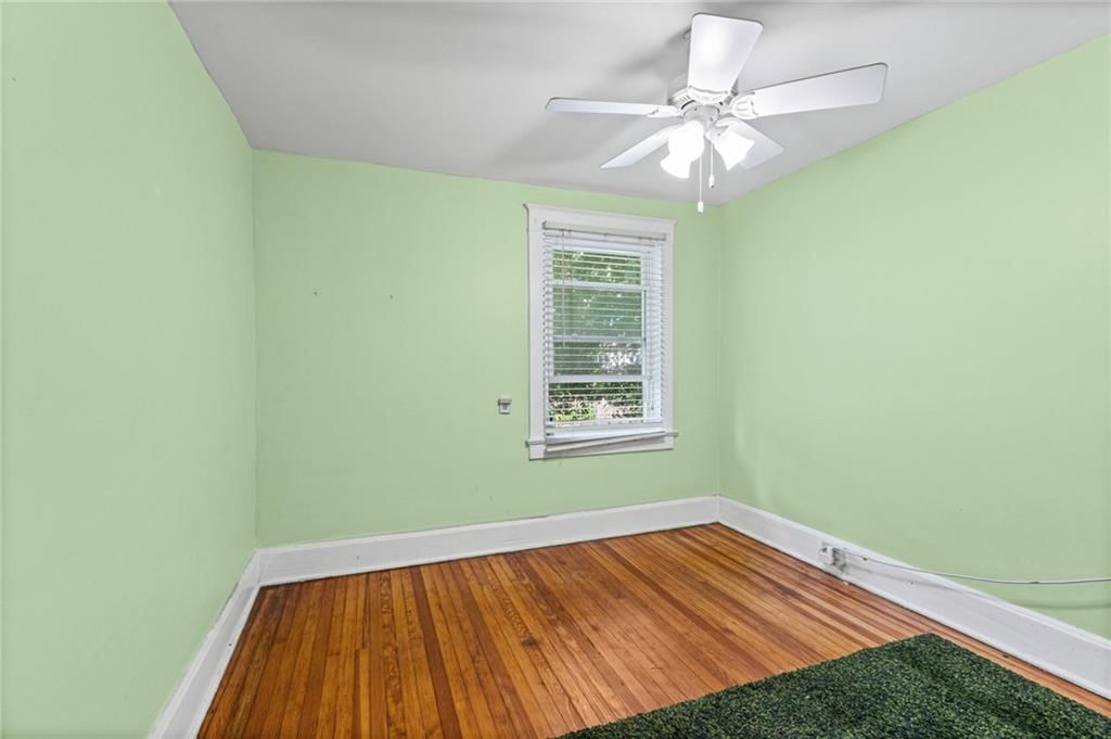 3552 Genessee Street — photo 18