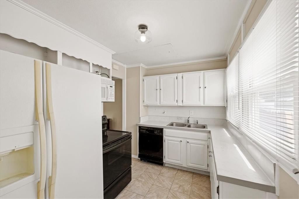 1115 NE 43rd Terrace — photo 9