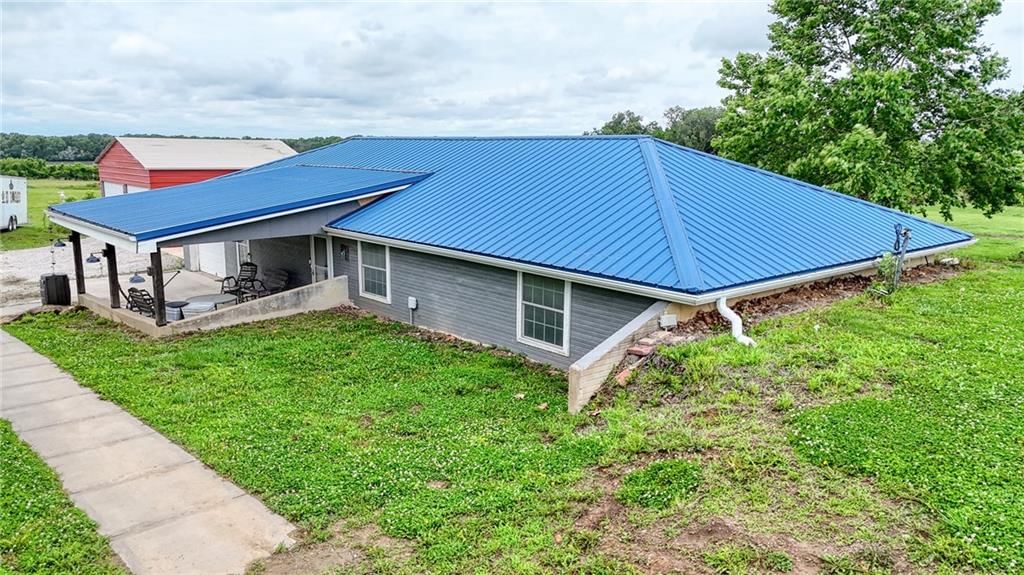 1679 SW 800 Road — photo 3