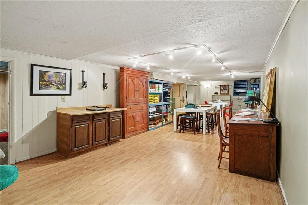 2 W Bridlespur Terrace — photo 24