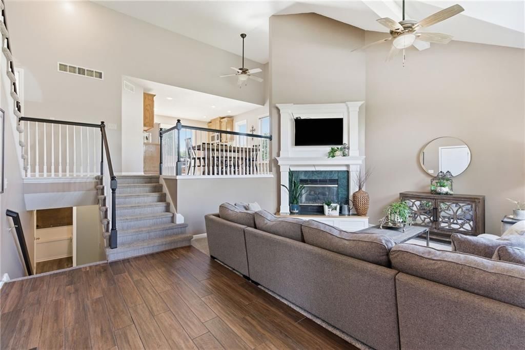 15730 S Kenwood Street — photo 7