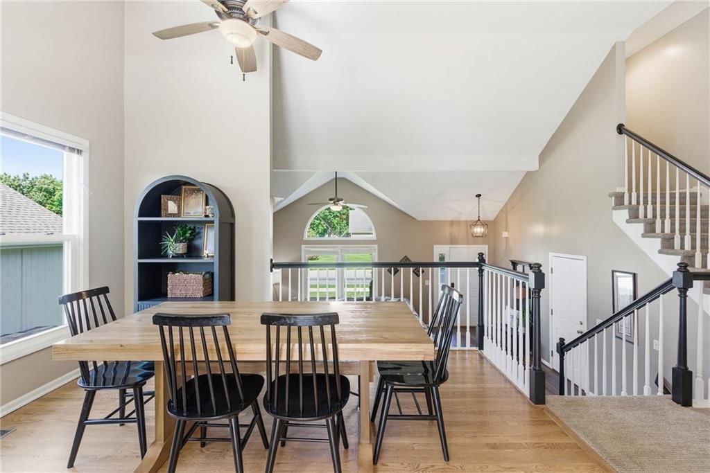 15730 S Kenwood Street — photo 15