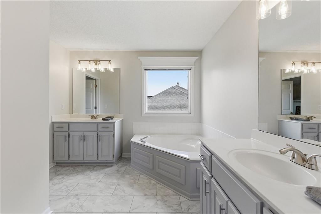 15730 S Kenwood Street — photo 35