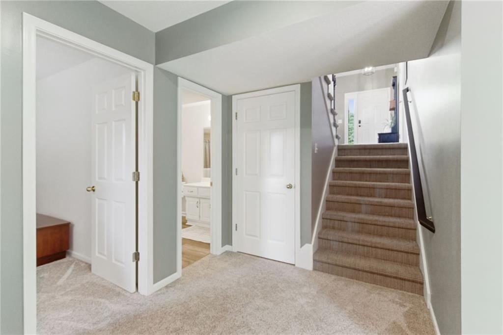 15730 S Kenwood Street — photo 39