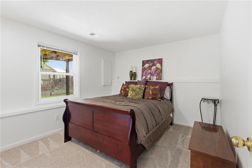 15730 S Kenwood Street — photo 48