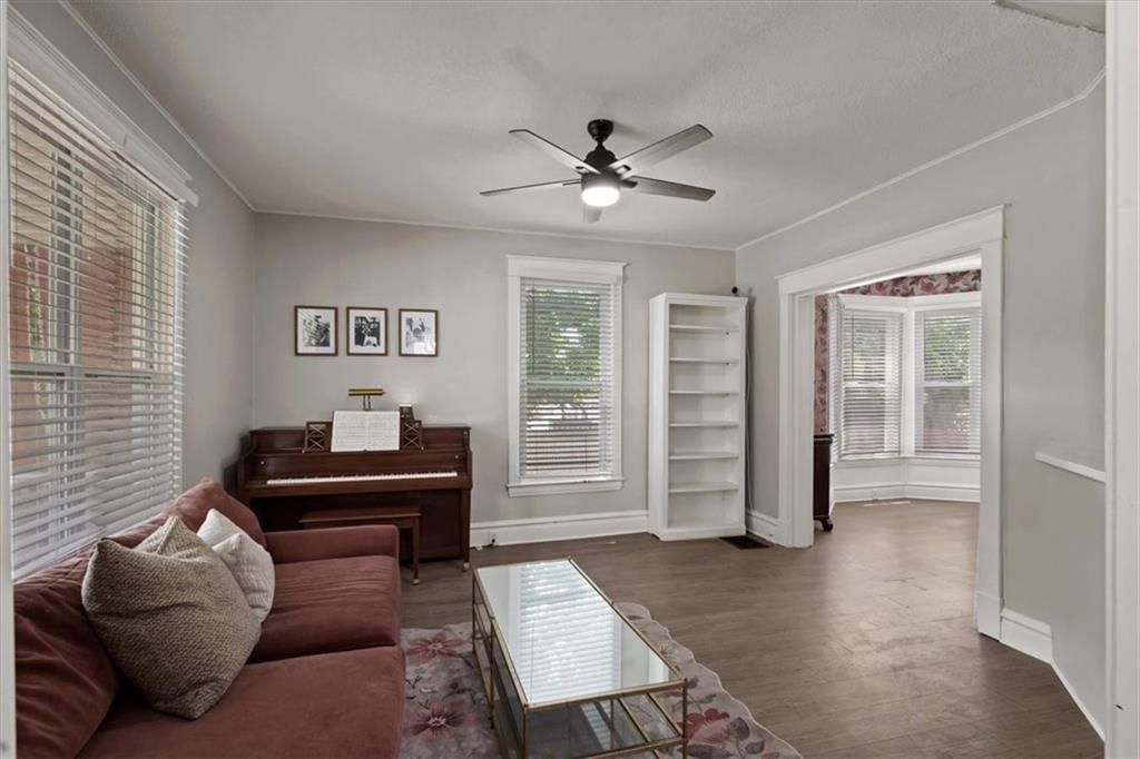 404 S Osage Street — photo 7