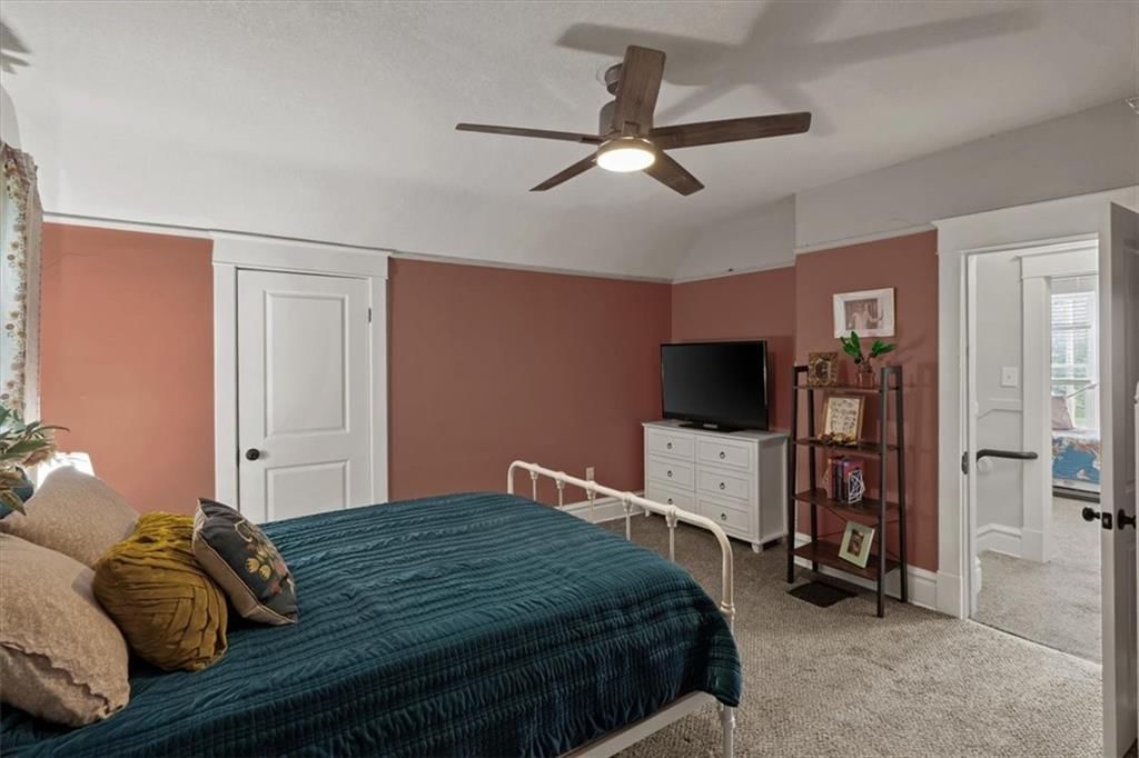 404 S Osage Street — photo 22
