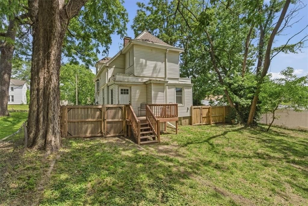 404 S Osage Street — photo 25