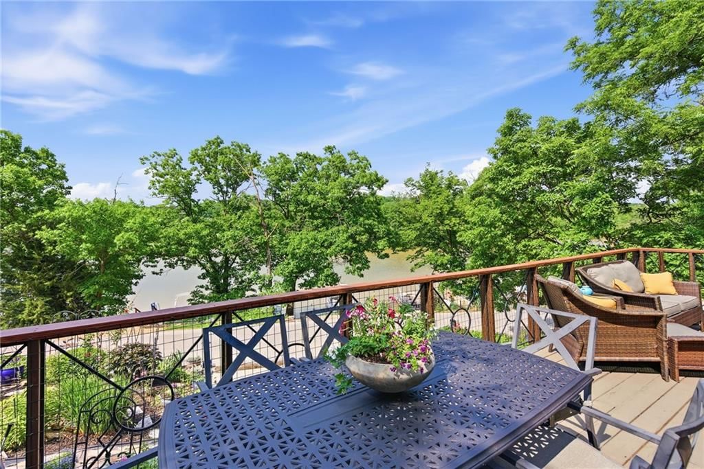 139 S Lakeshore Drive — photo 6