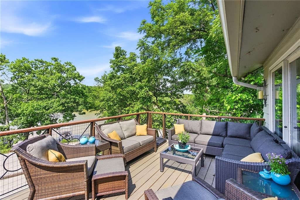 139 S Lakeshore Drive — photo 9