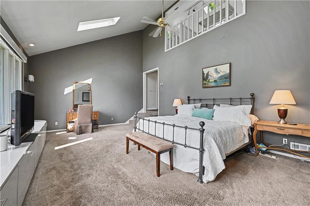 139 S Lakeshore Drive — photo 44