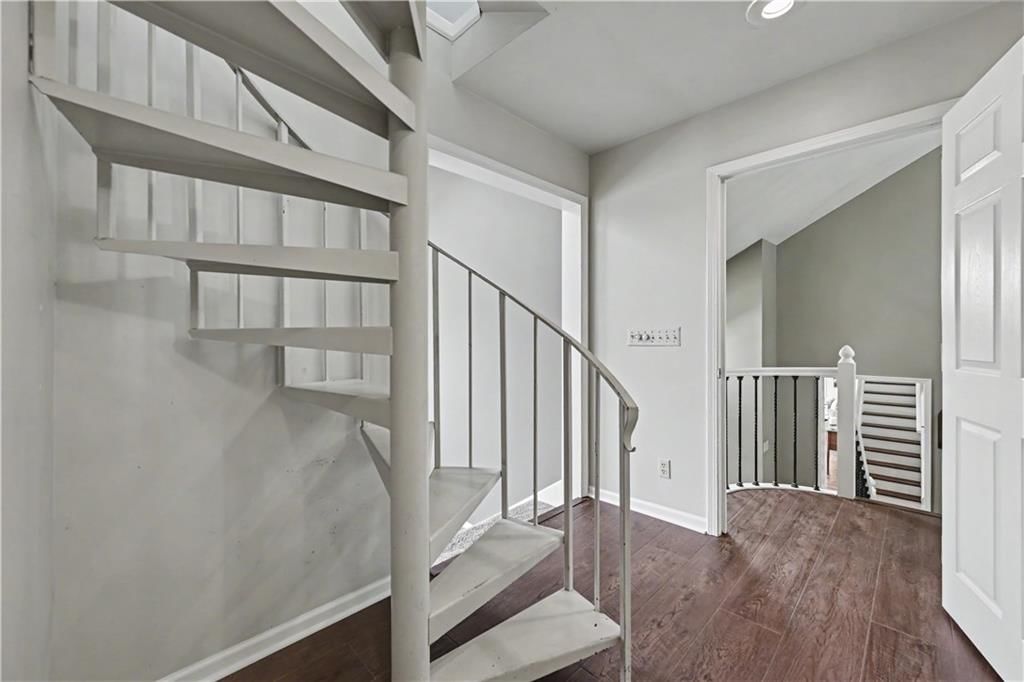 139 S Lakeshore Drive — photo 49