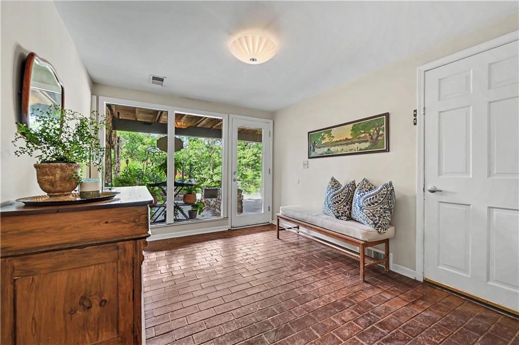 139 S Lakeshore Drive — photo 59