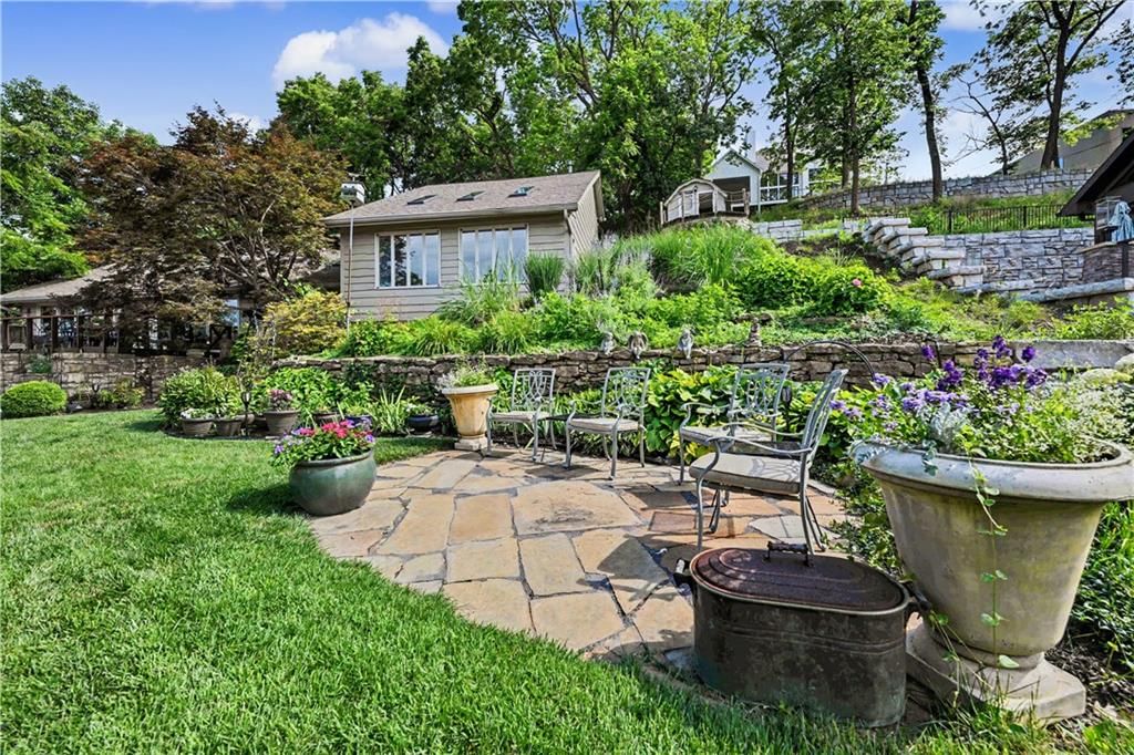 139 S Lakeshore Drive — photo 65
