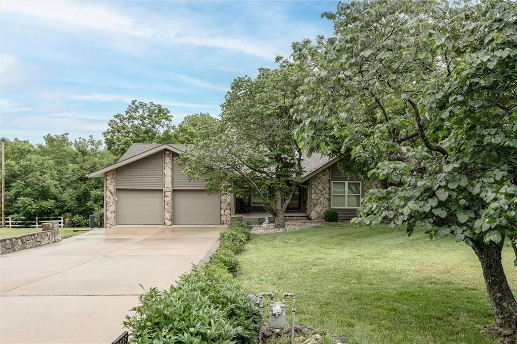 13325 Kimberly Circle — photo 2