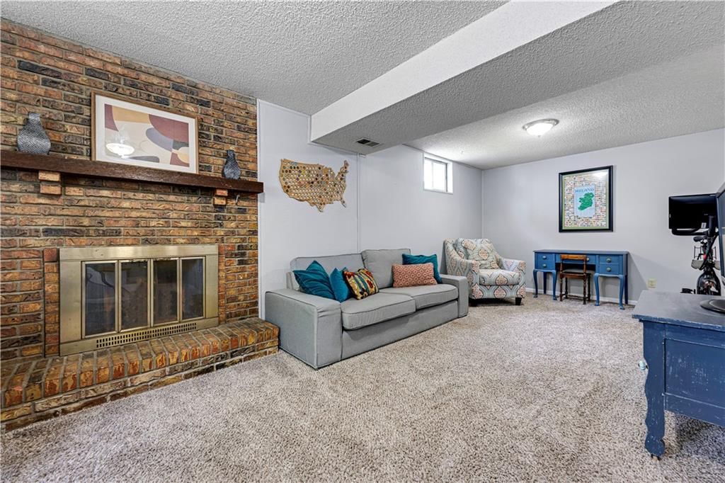 16305 W 125th Street — photo 15