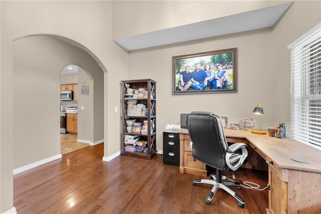 21811 LOMBARDO Lane — photo 4