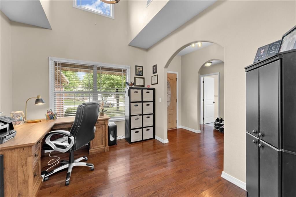 21811 LOMBARDO Lane — photo 5