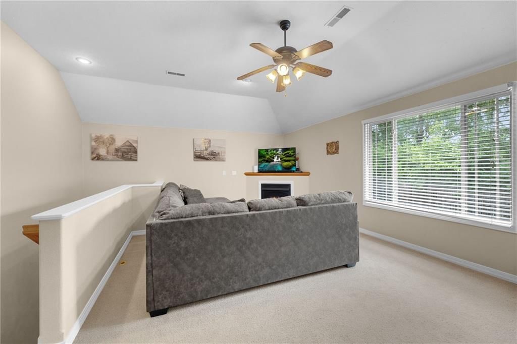 21811 LOMBARDO Lane — photo 15